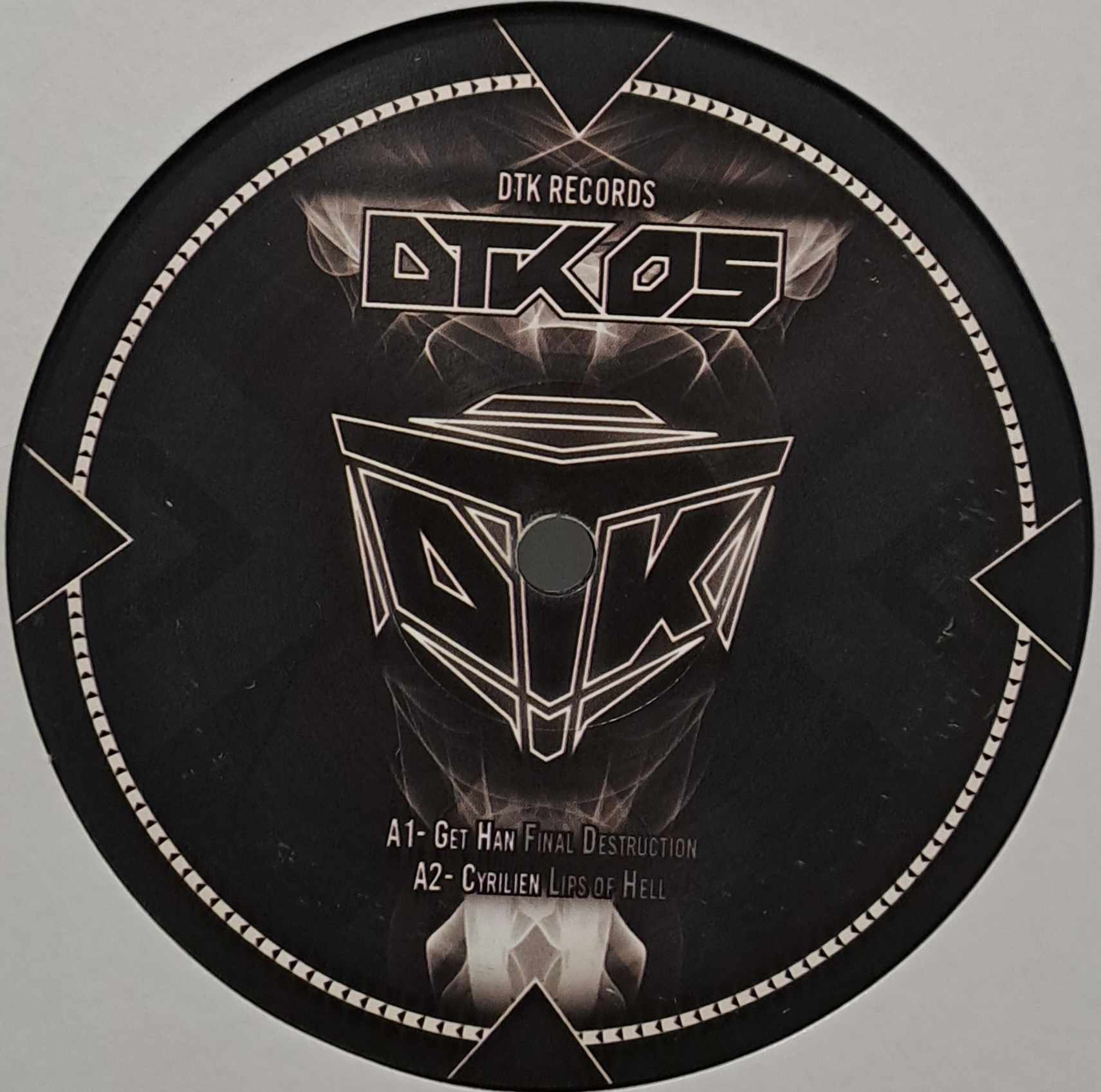 Dtraké 05 - vinyle hardcore